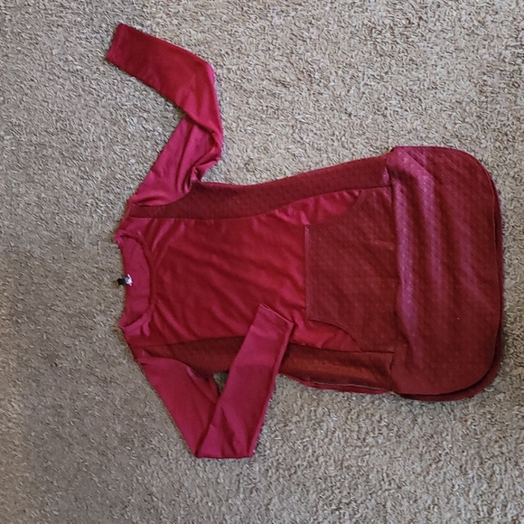 Pullover top - Picture 1 of 6